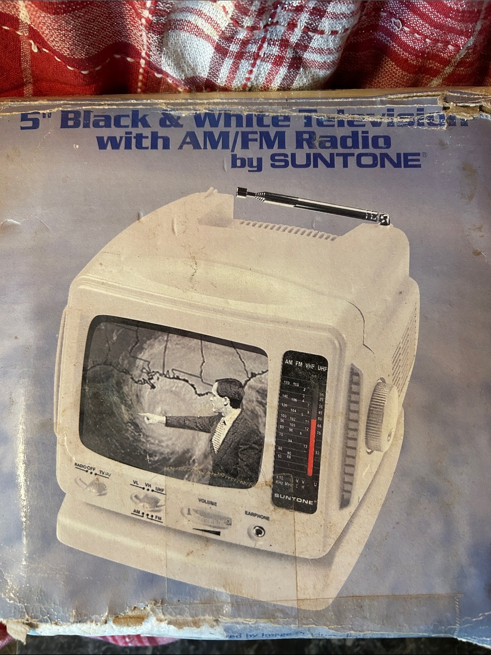 New Suntone portable black n white television with am/fm radio.